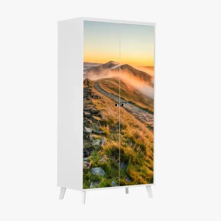 Sticker pour armoire crête brumeuse au lever du soleil – Wallnifity®