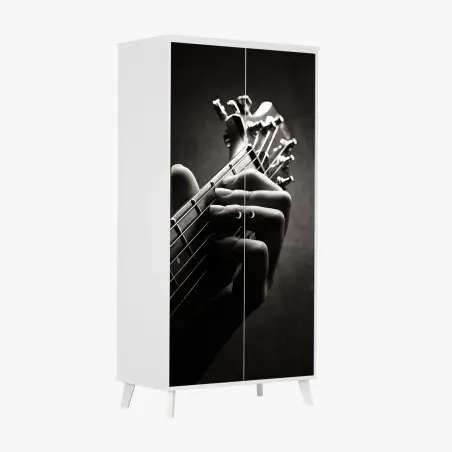 Sticker pour armoire main de guitariste en gros plan noir et blanc – Wallnifity®