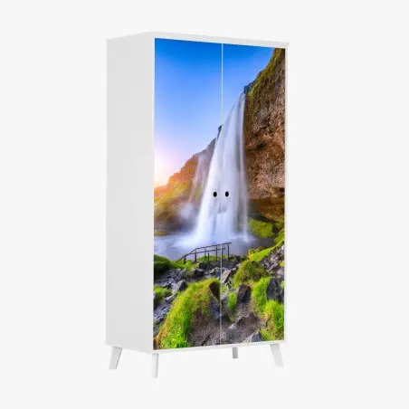 Sticker pour armoire cascade majestueuse de Seljalandsfoss au coucher du soleil – Wallnifity®