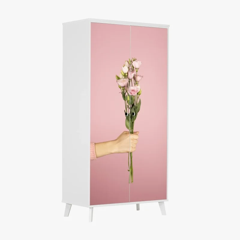 Sticker pour armoire bouquet délicat de fleurs roses sur fond rose – Wallnifity®