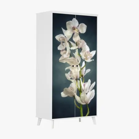 Sticker pour armoire orchidée blanche élégante sur fond sombre – Wallnifity®