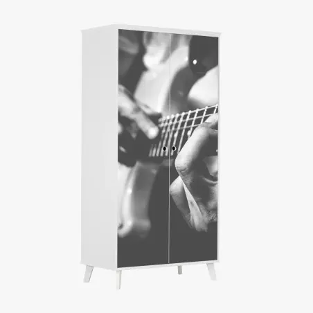 Sticker pour armoire mains de guitariste en gros plan noir et blanc – Wallnifity®