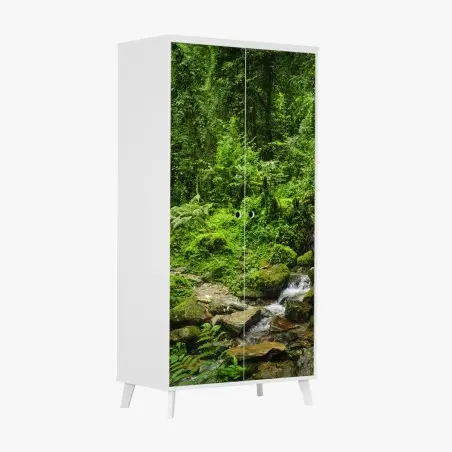 Sticker pour armoire refuge verdoyant au bord du ruisseau – Wallnifity®