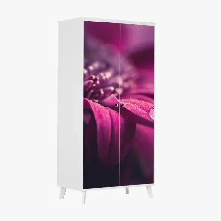 Sticker pour armoire goutte de rosée sur pétale pourpre – Wallnifity®