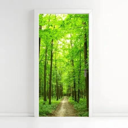Sticker pour porte chemin forestier verdoyant au cœur de la nature – Wallnifity®