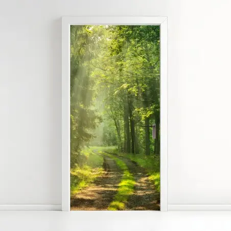 Sticker pour porte chemin forestier baigné de lumière – Wallnifity®