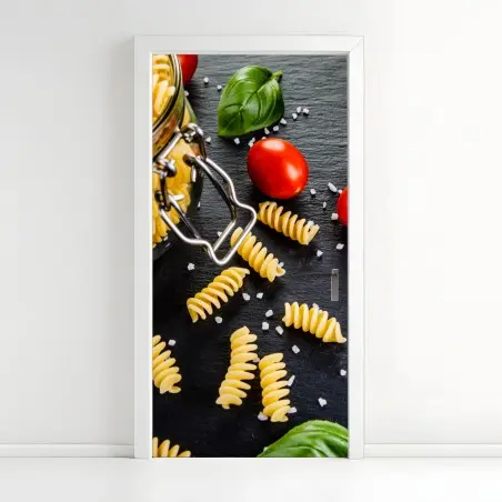 Sticker pour porte composition de pâtes fusilli et ingrédients méditerranéens – Wallnifity®