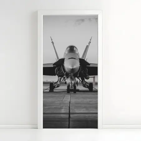 Sticker pour porte avion de chasse en gros plan sur la piste – Wallnifity®