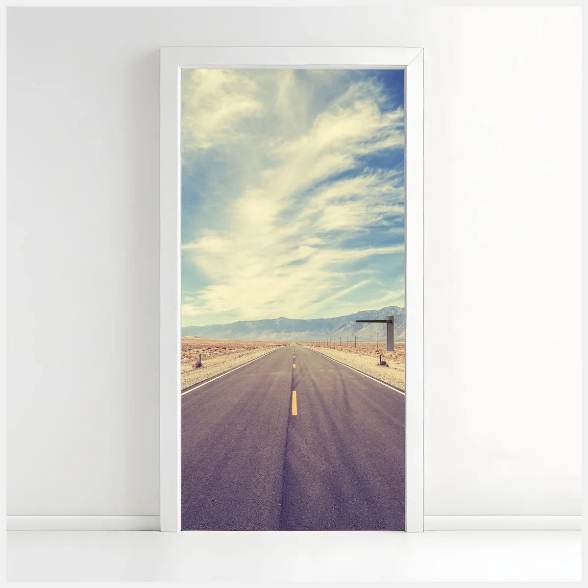 Sticker pour porte route vintage vers l'horizon dans le désert des États-Unis – Wallnifity® Sticker pour porte route vintage vers l'horizon dans le désert des États-Unis – Wallnifity®