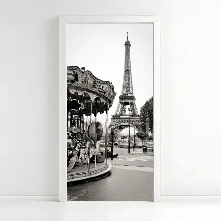Sticker pour porte balade parisienne au manège devant la Tour Eiffel – Wallnifity®