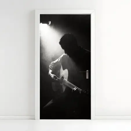 Sticker pour porte silhouette d'un guitariste sous le projecteur – Wallnifity®