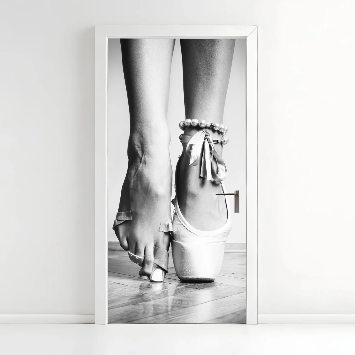 Sticker pour porte élégance en pointe noir et blanc – Wallnifity® Sticker pour porte élégance en pointe noir et blanc – Wallnifity®