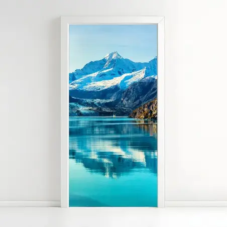 Sticker pour porte reflets d'un glacier et sommet enneigé – Wallnifity®