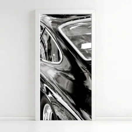 Sticker pour porte élégantes courbes d'une voiture classique en noir et blanc – Wallnifity®