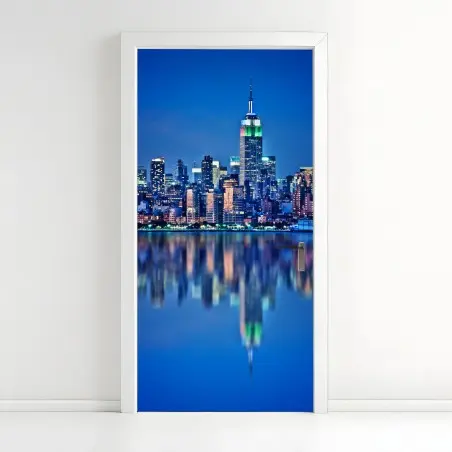 Sticker pour porte panorama nocturne de New York avec reflets – Wallnifity®