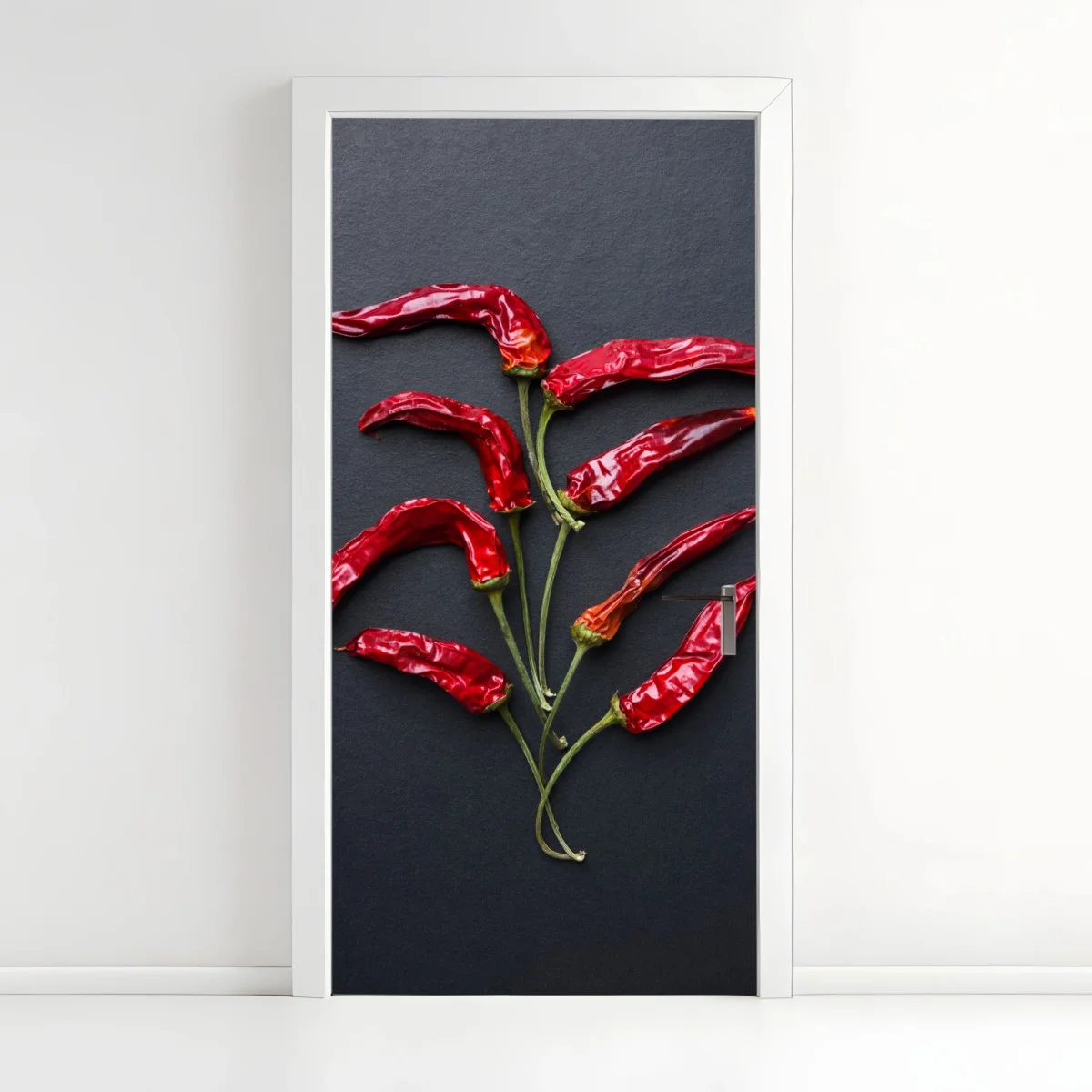 Sticker pour porte arbre de piments rouges séchés sur fond noir – Wallnifity® Sticker pour porte arbre de piments rouges séchés sur fond noir – Wallnifity®