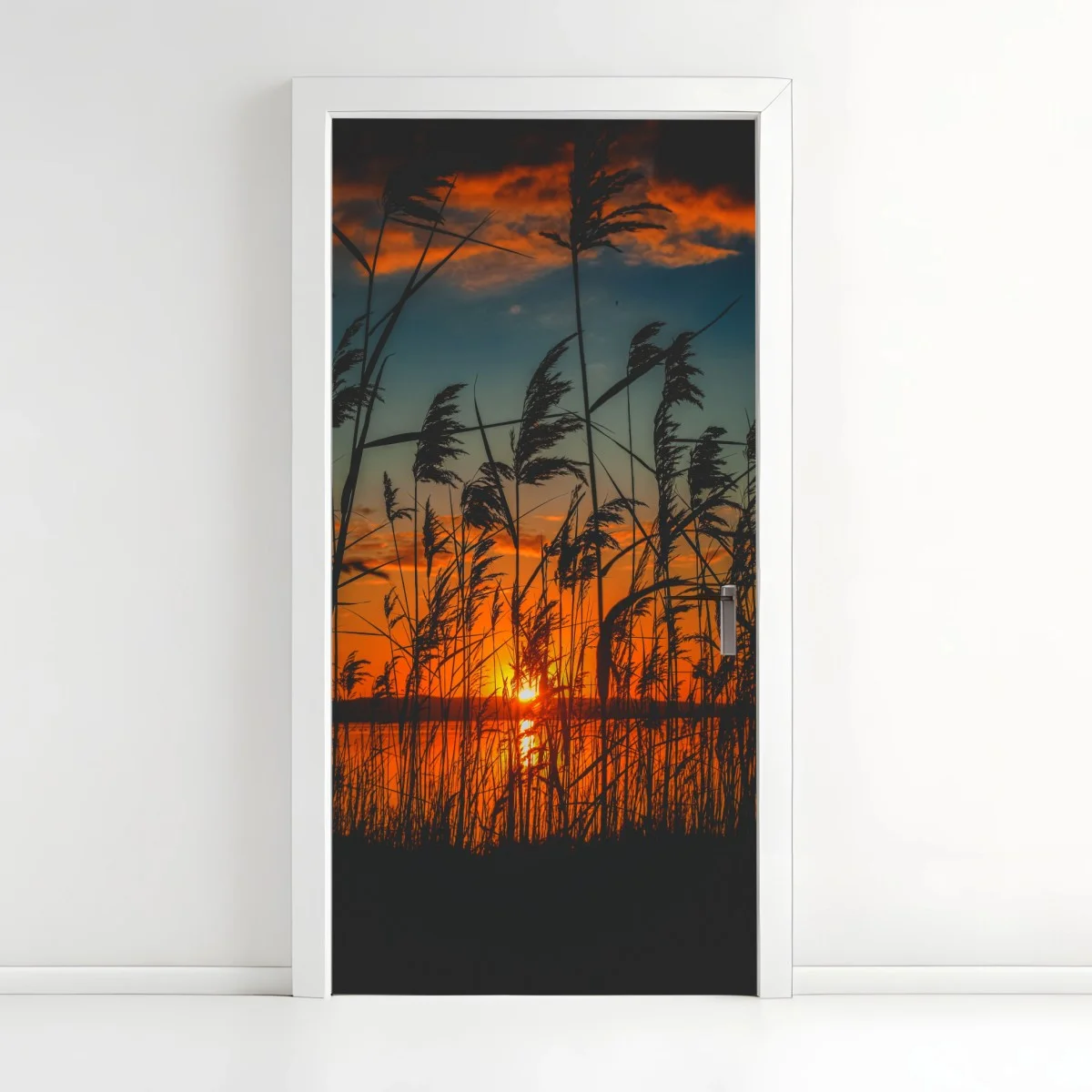 Sticker pour porte silhouettes de roseaux au coucher de soleil – Wallnifity® Sticker pour porte silhouettes de roseaux au coucher de soleil – Wallnifity®