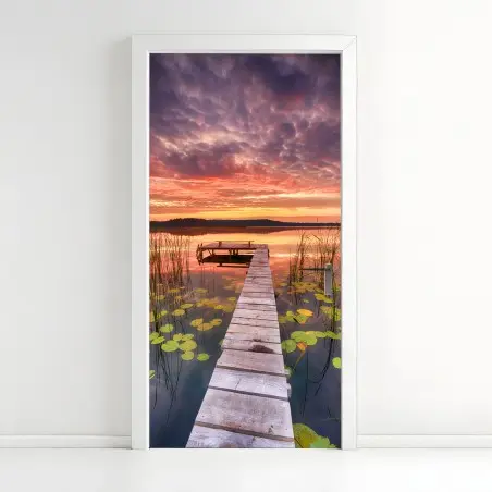 Sticker pour porte aube dorée sur le lac – Wallnifity®