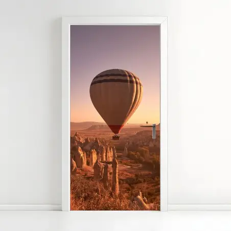 Sticker pour porte montgolfière au-dessus de la Cappadoce au lever du soleil – Wallnifity®