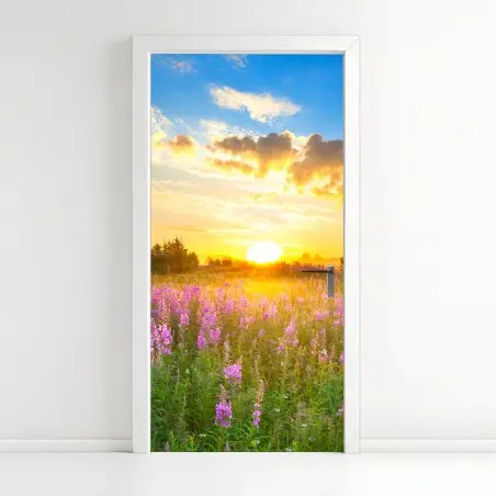 Sticker pour porte prairie en fleurs au lever du soleil – Wallnifity®