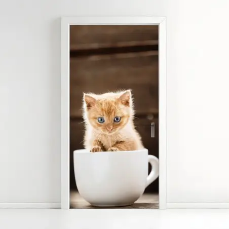 Sticker pour porte chaton roux dans une tasse – Wallnifity®