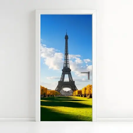 Sticker pour porte vue printanière sur la Tour Eiffel depuis le Champ de Mars, Paris – Wallnifity®
