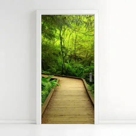 Sticker pour porte sentier boisé baigné de verdure – Wallnifity®