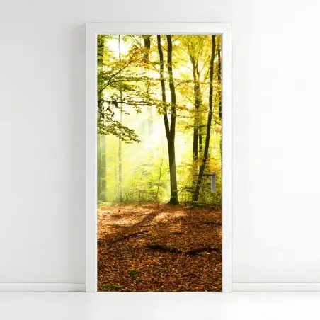 Sticker pour porte forêt d'automne baignée de lumière – Wallnifity®