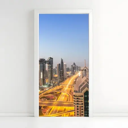 Sticker pour porte panorama urbain de Dubaï au crépuscule – Wallnifity®