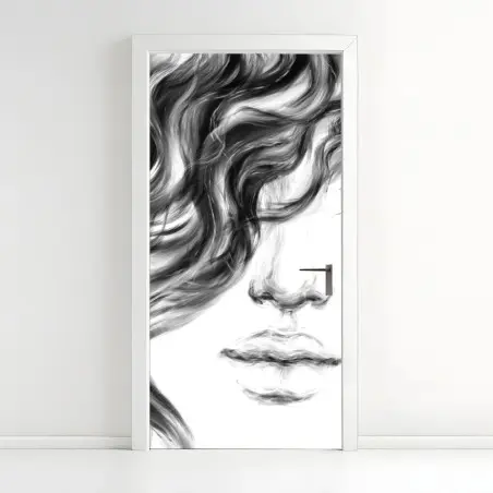 Sticker pour porte portrait éthéré d'une femme aux cheveux ondulés – Wallnifity®