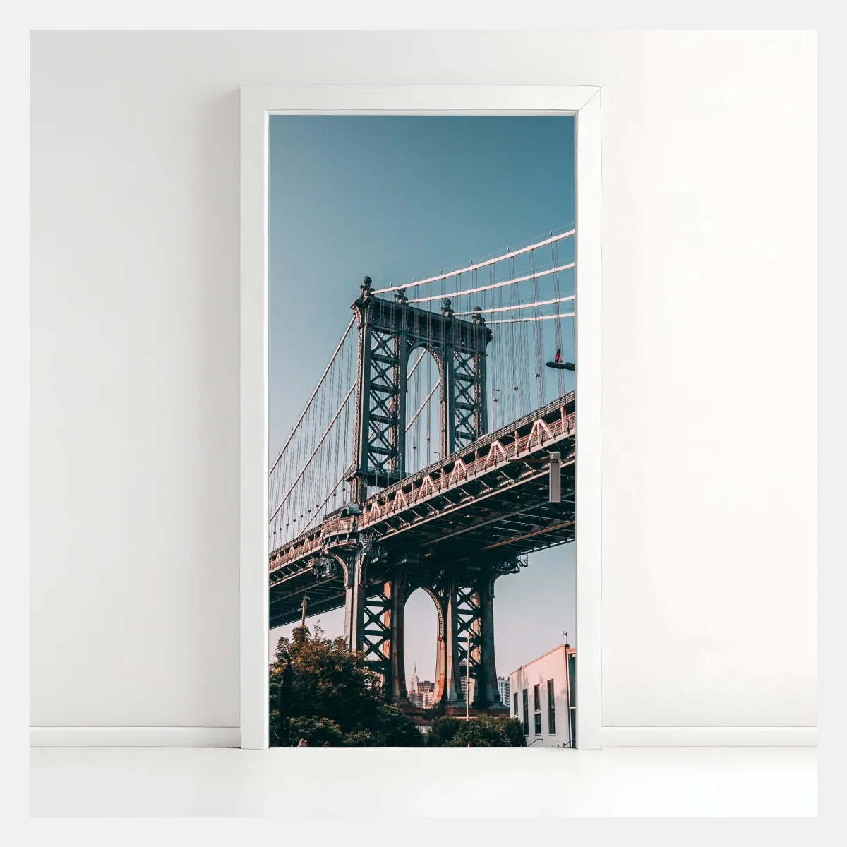 Sticker pour porte vue urbaine du pont de Manhattan depuis Brooklyn – Wallnifity® Sticker pour porte vue urbaine du pont de Manhattan depuis Brooklyn – Wallnifity®