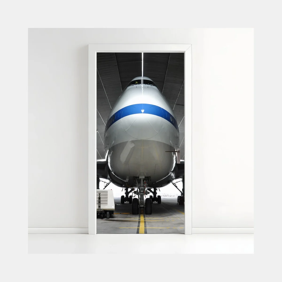 Sticker pour porte face avant d'un gros-porteur dans un hangar – Wallnifity® Sticker pour porte face avant d'un gros-porteur dans un hangar – Wallnifity®