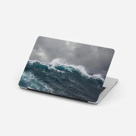 Sticker pour ordinateur portable vagues déchaînées sous un ciel orageux – Wallnifity®