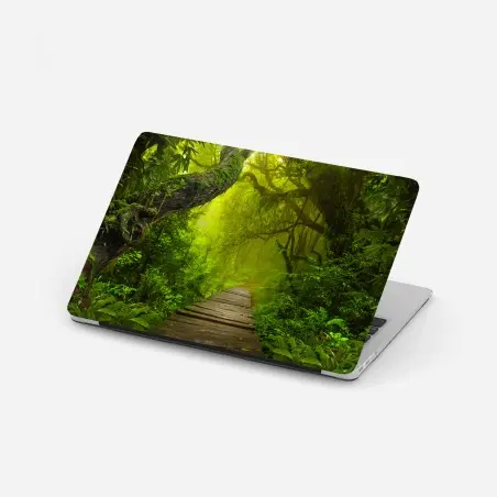 Sticker pour ordinateur portable sentier brumeux au cœur de la forêt – Wallnifity®