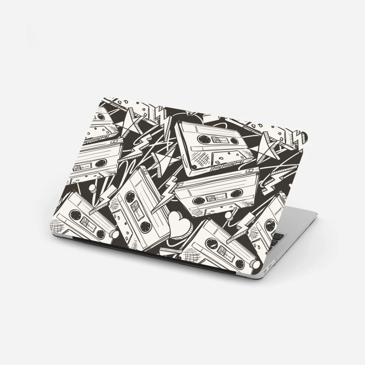 Sticker pour ordinateur portable ambiance rétro cassettes et croquis noir et blanc – Wallnifity® Sticker pour ordinateur portable ambiance rétro cassettes et croquis noir et blanc – Wallnifity®
