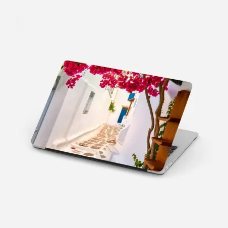 Sticker pour ordinateur portable ruelle aux bougainvilliers et pavés blancs – Wallnifity®