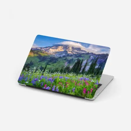 Sticker pour ordinateur portable prairie alpine fleurie au pied de la montagne – Wallnifity®