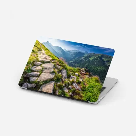 Sticker pour ordinateur portable sentier au lever du soleil dans les Tatras – Wallnifity®