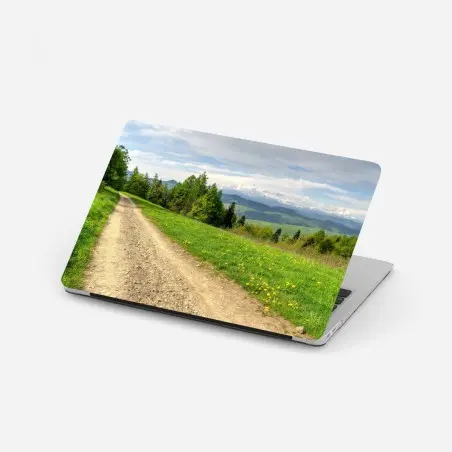 Sticker pour ordinateur portable chemin de gravier printanier, Gorce, Pologne – Wallnifity®