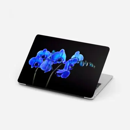 Sticker pour ordinateur portable orchidée bleue sur fond noir, élégance florale – Wallnifity®