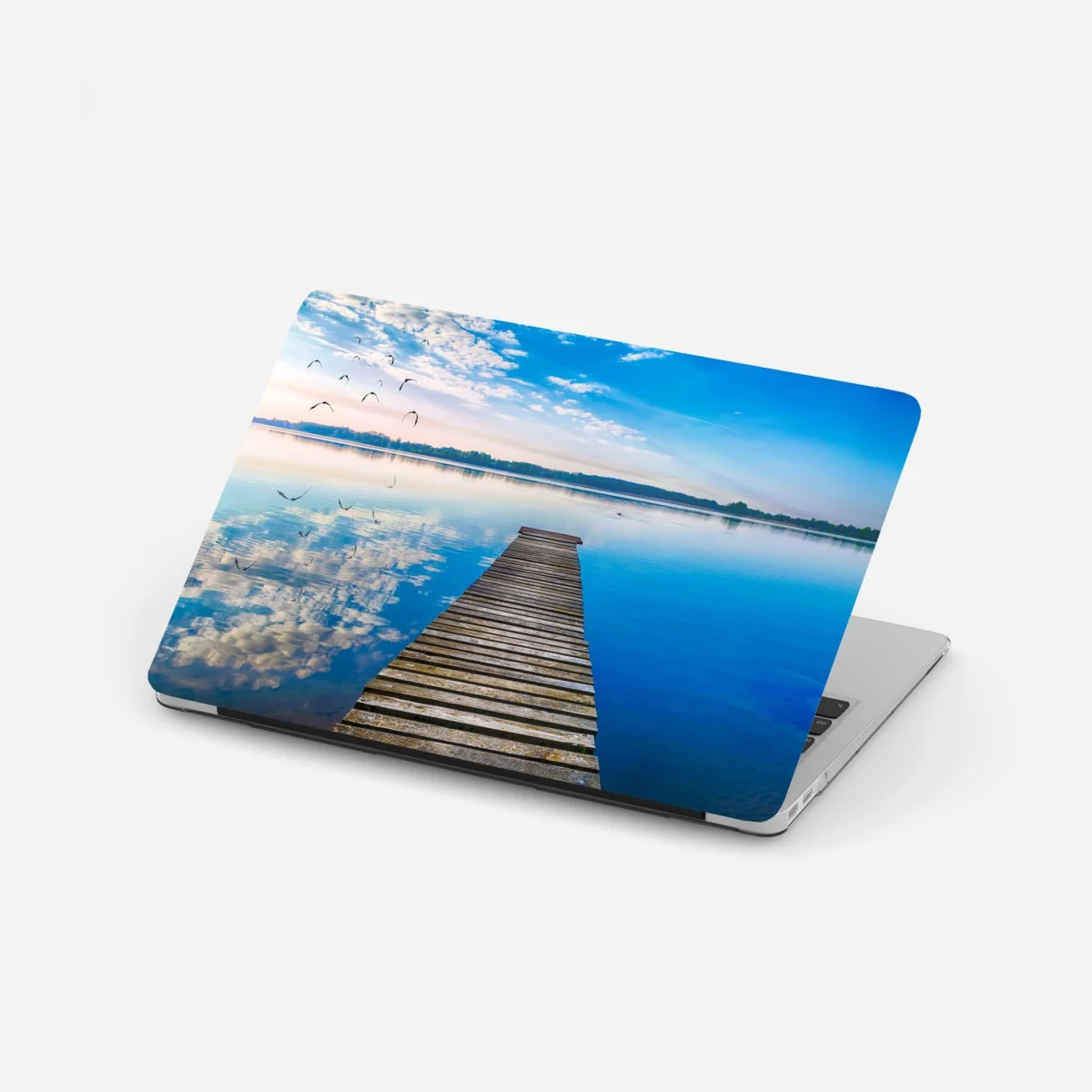 Sticker pour ordinateur portable ponton tranquille sur le lac de Masurie – Wallnifity® Sticker pour ordinateur portable ponton tranquille sur le lac de Masurie – Wallnifity®