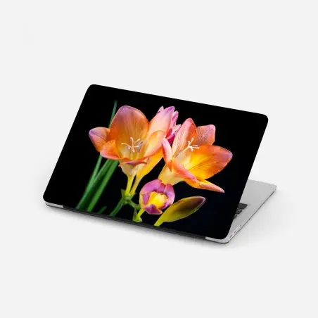 Sticker pour ordinateur portable freesias lumineux sur fond noir – Wallnifity®