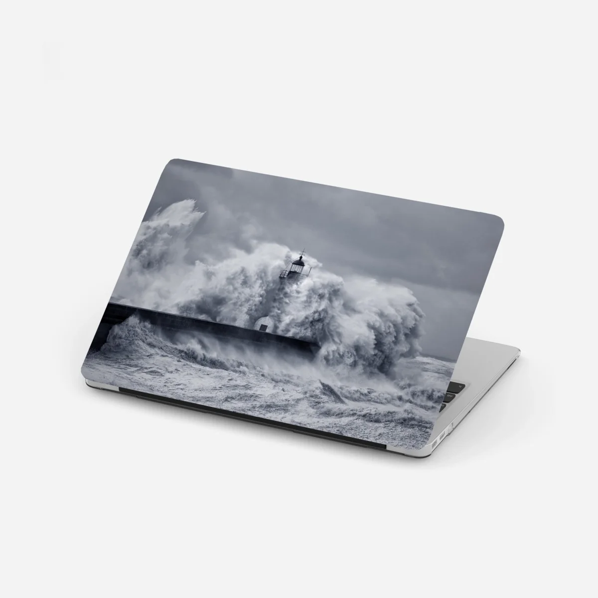 Sticker pour ordinateur portable phare du Douro englouti par les vagues – Wallnifity® Sticker pour ordinateur portable phare du Douro englouti par les vagues – Wallnifity®