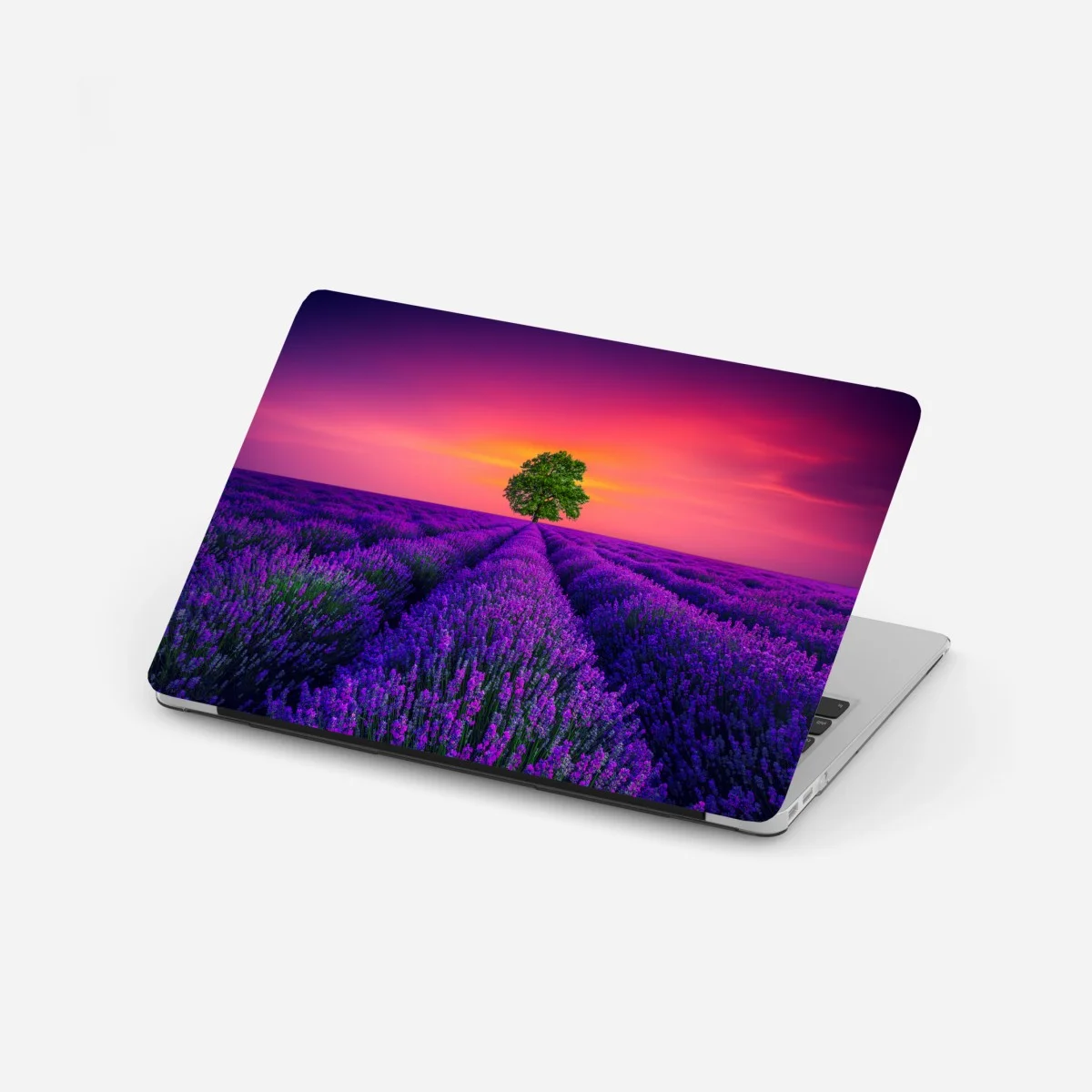 Sticker pour ordinateur portable champ de lavande et arbre solitaire au coucher de soleil – Wallnifity® Sticker pour ordinateur portable champ de lavande et arbre solitaire au coucher de soleil – Wallnifity®