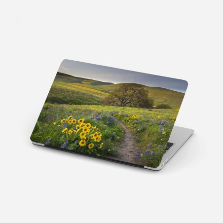 Sticker pour ordinateur portable sentier fleuri sous les collines dorées – Wallnifity®