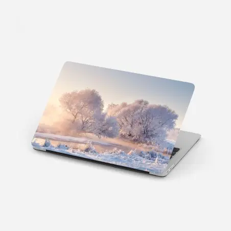 Sticker pour ordinateur portable aube rosée sur arbres givrés – Wallnifity®