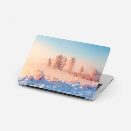 Sticker pour ordinateur portable brume rose au lever du soleil sur paysage hivernal – Wallnifity®