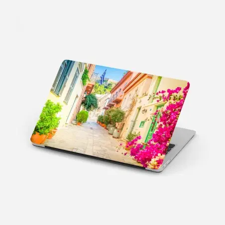 Sticker pour ordinateur portable ruelle pittoresque d'Athènes aux bougainvilliers – Wallnifity®