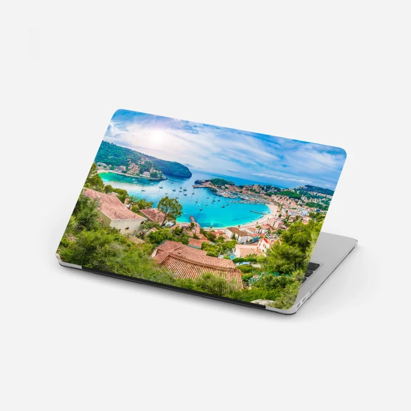 Sticker pour ordinateur portable panorama turquoise de Port de Sóller – Wallnifity®