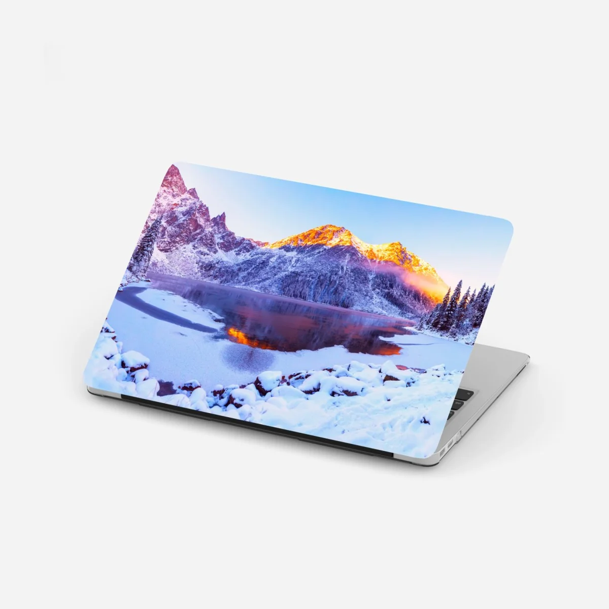 Sticker pour ordinateur portable paysage alpin au lever du soleil dans les Alpes italiennes – Wallnifity® Sticker pour ordinateur portable paysage alpin au lever du soleil dans les Alpes italiennes – Wallnifity®